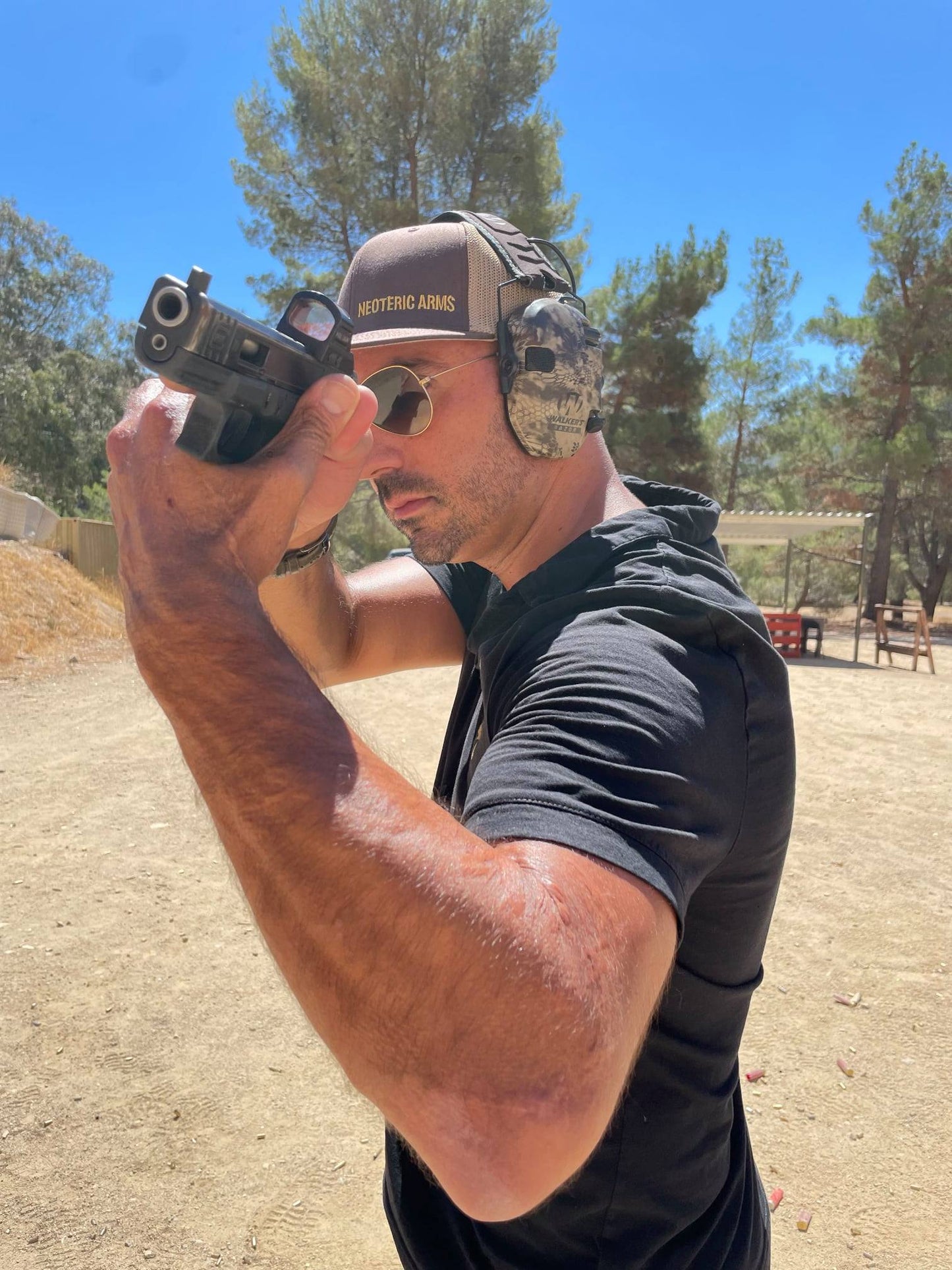 Neoteric C.A.R. System Pistol